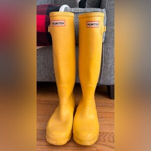 Hunter Original Tall Rain Boots , Yellow, size 8
